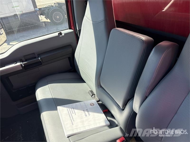 Ford F-750 4x2 Refrigerated Truck Temperature controlled trucks