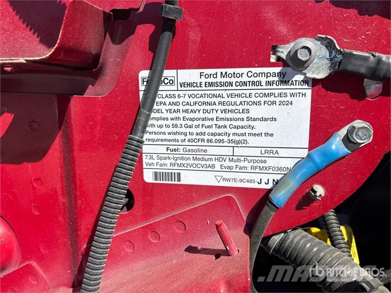 Ford F-750 4x2 Refrigerated Truck Temperature controlled trucks