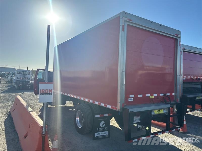 Ford F-750 4x2 Refrigerated Truck Temperature controlled trucks