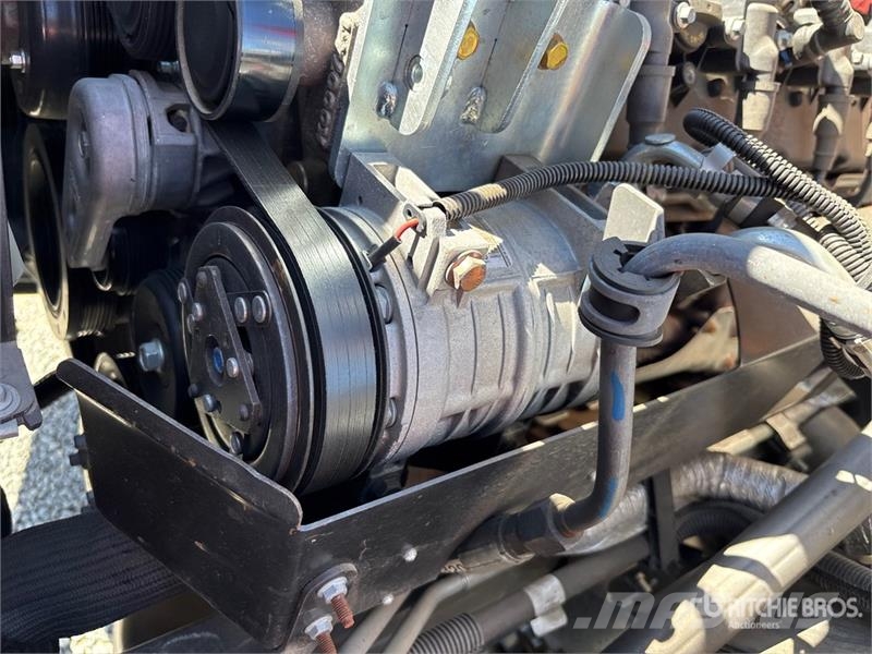 Ford F-750 4x2 Refrigerated Truck Temperature controlled trucks