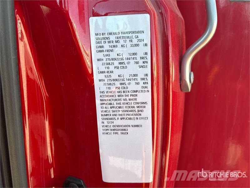 Ford F-750 4x2 Refrigerated Truck Temperature controlled trucks
