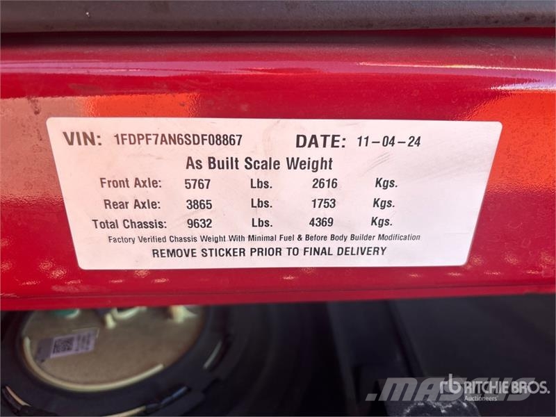 Ford F-750 4x2 Refrigerated Truck Temperature controlled trucks