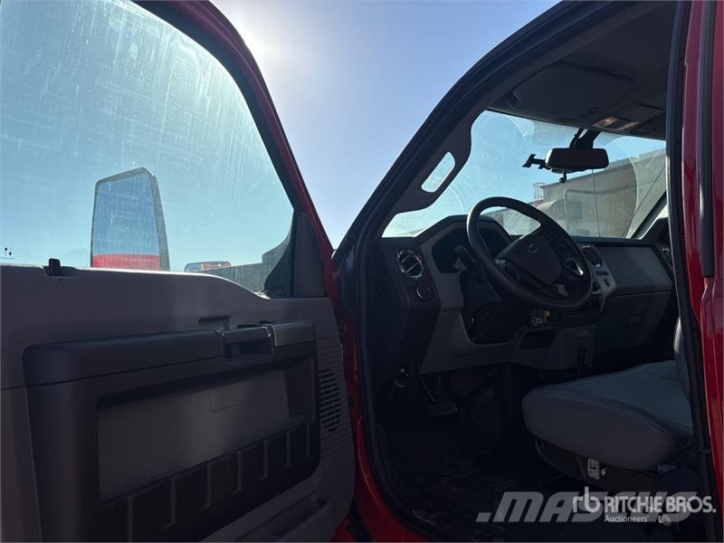 Ford F-750 4x2 Refrigerated Truck Külmikautod