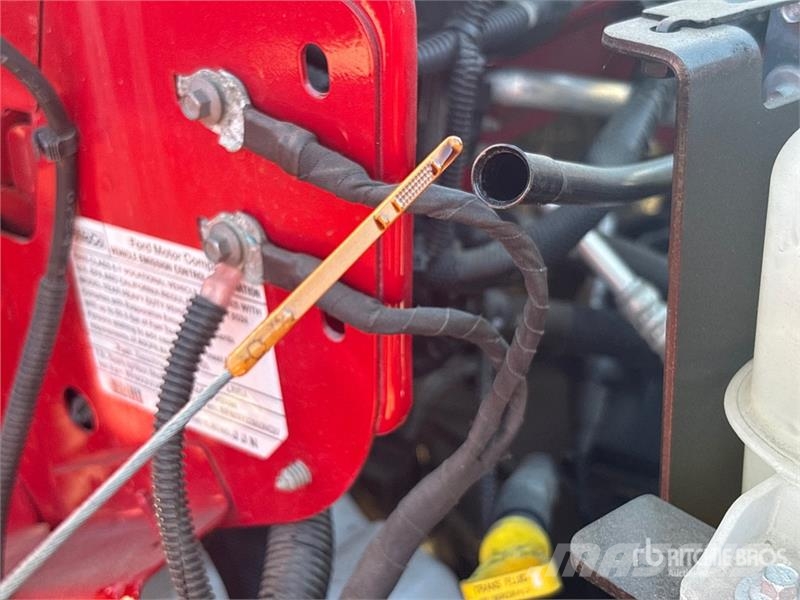 Ford F-750 4x2 Refrigerated Truck Temperature controlled trucks