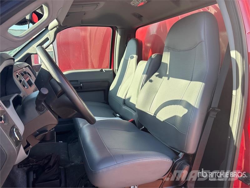 Ford F-750 4x2 Refrigerated Truck Temperature controlled trucks