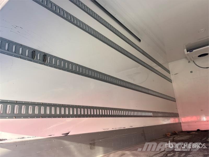 Ford F-750 4x2 Refrigerated Truck Temperature controlled trucks