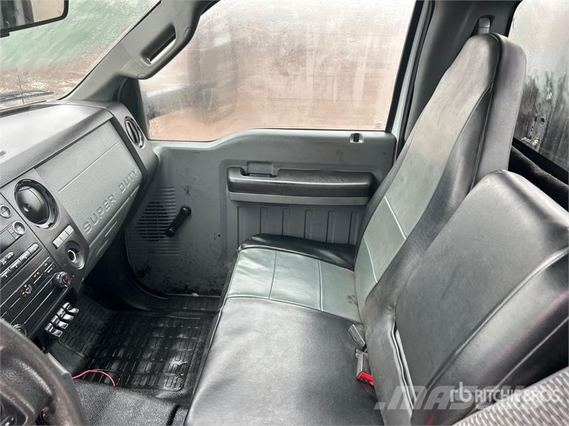 Ford F-750 4x2 Service Truck Kommunal-Sonderfahrzeuge