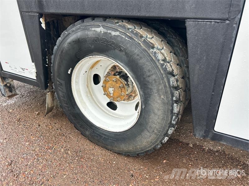 Ford F-750 4x2 Service Truck Kommunal-Sonderfahrzeuge