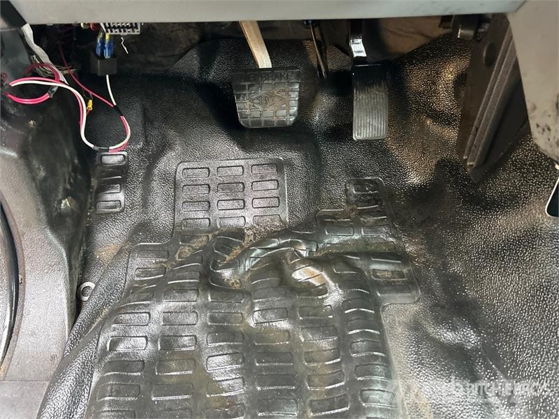 Ford F-750 4x2 Service Truck Kommunal-Sonderfahrzeuge