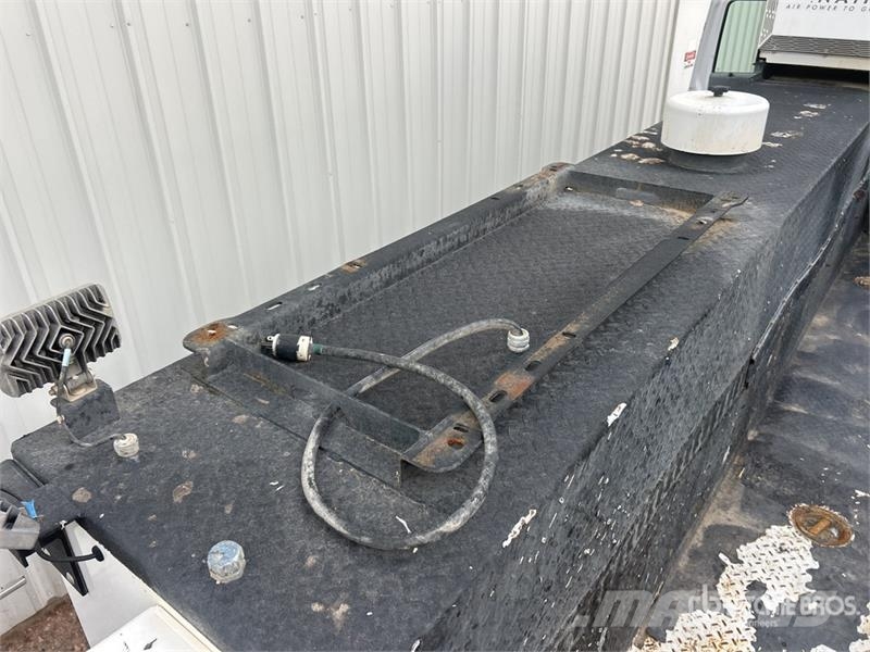 Ford F-750 4x2 Service Truck 市政车