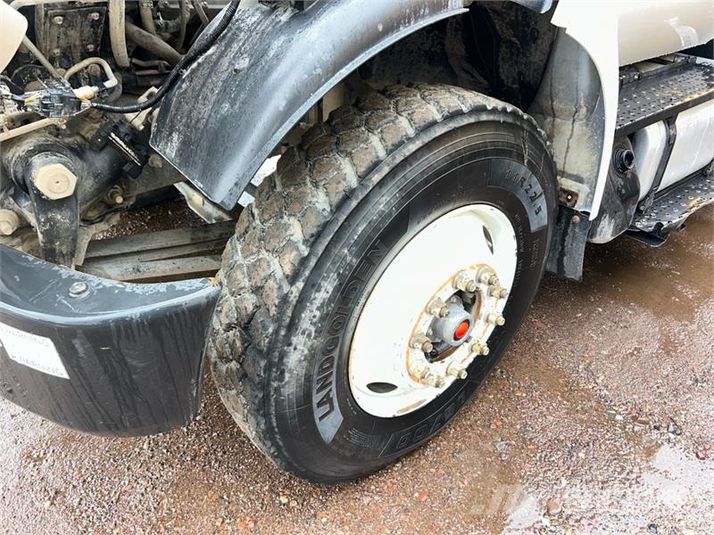 Ford F-750 4x2 Service Truck Kommunal-Sonderfahrzeuge