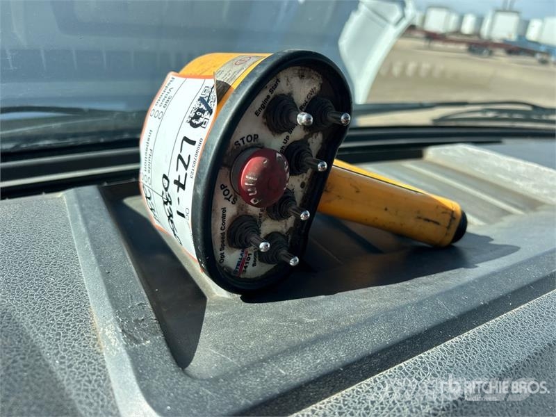Ford F-750 4x2 Service Truck Pilsētas atkritumvedēji