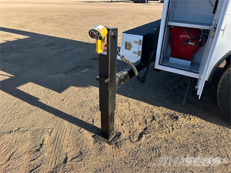 Ford F-750 4x2 Service Truck Pilsētas atkritumvedēji
