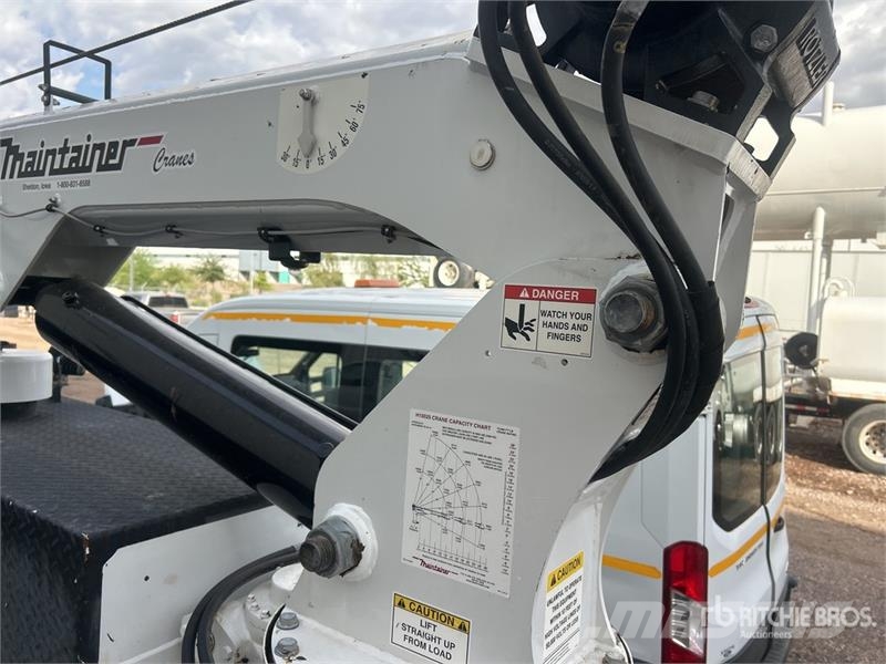 Ford F-750 4x2 Service Truck 市政车