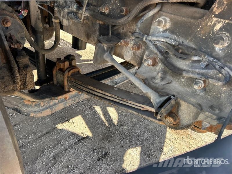 Ford F-750 4x2 Service Truck Pilsētas atkritumvedēji