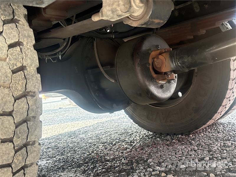 Ford F-750 4x2 Service Truck Pilsētas atkritumvedēji