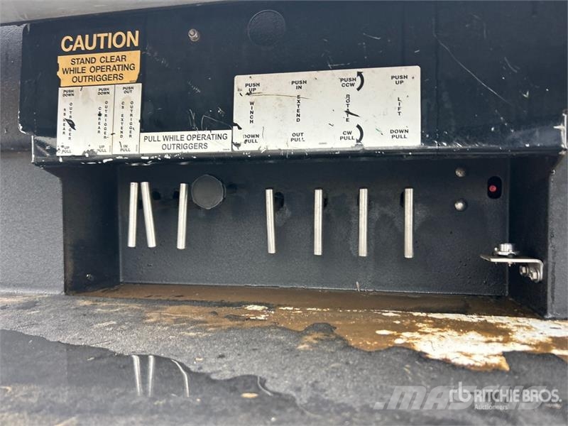 Ford F-750 4x2 Service Truck Kommunal-Sonderfahrzeuge