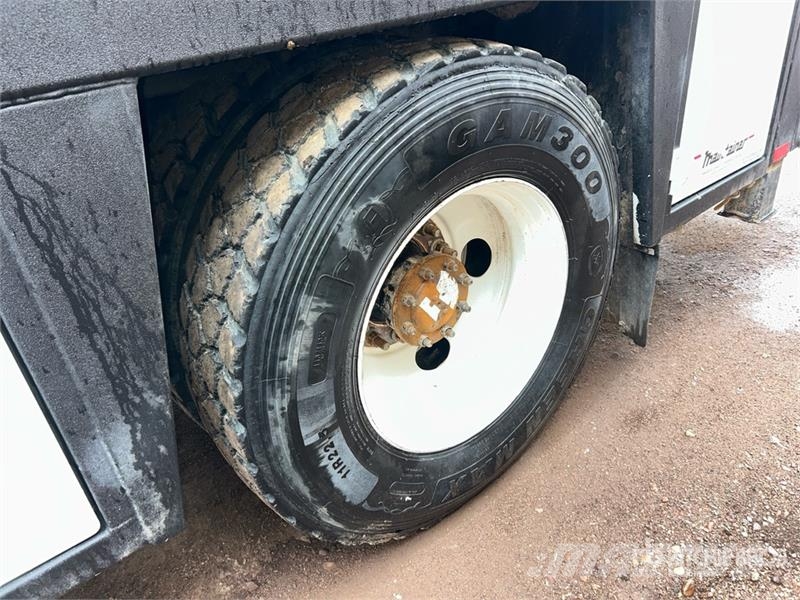 Ford F-750 4x2 Service Truck Kommunal-Sonderfahrzeuge