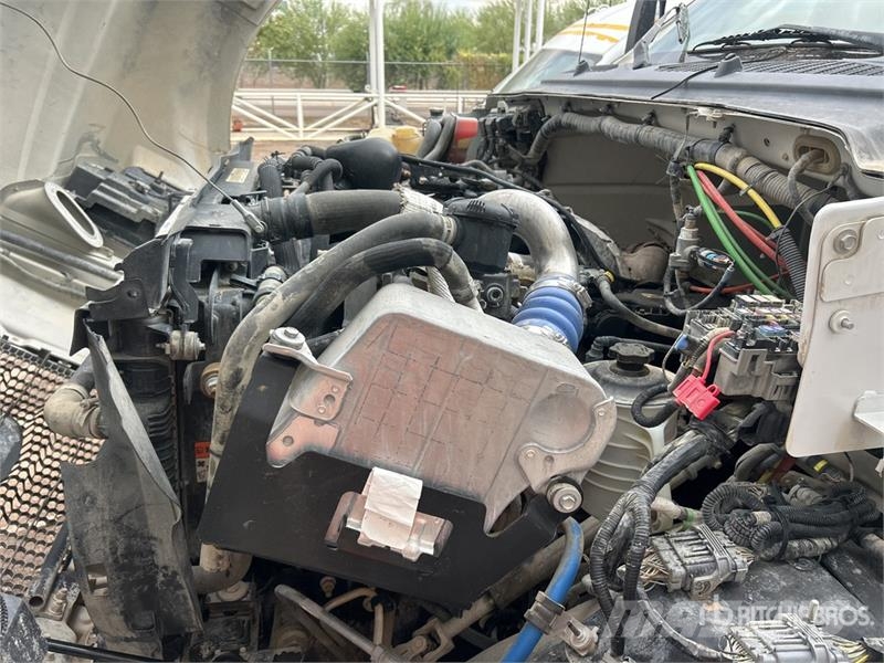 Ford F-750 4x2 Service Truck 市政车