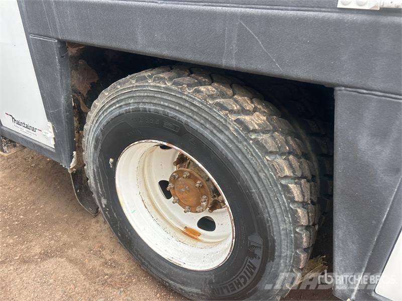 Ford F-750 4x2 Service Truck 市政车