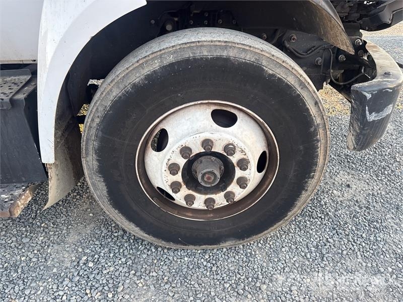 Ford F-750 XL 4x2 Chipper Truck Caminhões de cavacos de madeira