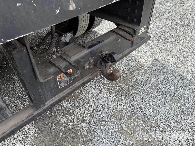 Ford F-750 XL 4x2 Chipper Truck Wood chip trucks