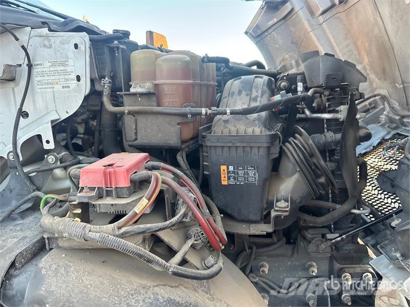 Ford F-750 XL 4x2 Chipper Truck Caminhões de cavacos de madeira