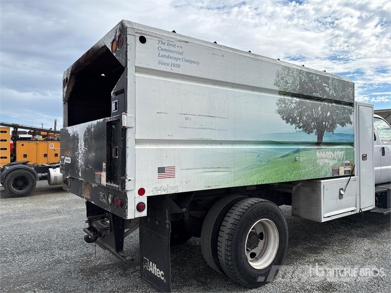 Ford F-750 XL 4x2 Chipper Truck Wood chip trucks