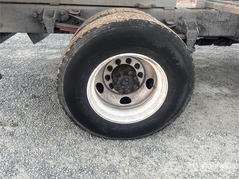 Ford F-750 XL 4x2 Extended Cab Chipper Truck Camion pour copeaux de bois