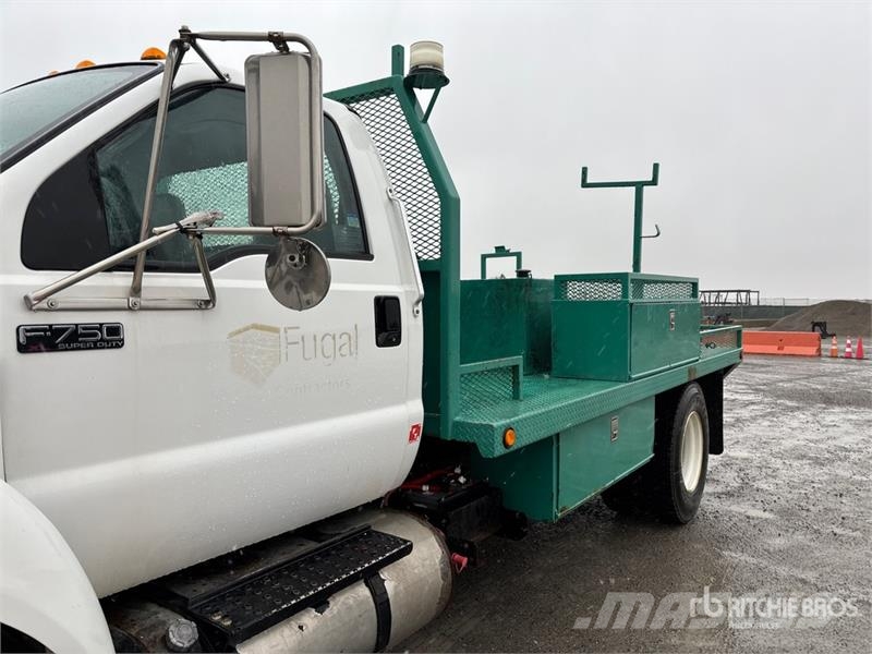 Ford F 750 XL 4x2 Flatbed Truck Pritschenwagen/Pritschenwagen mit Seitenklappe