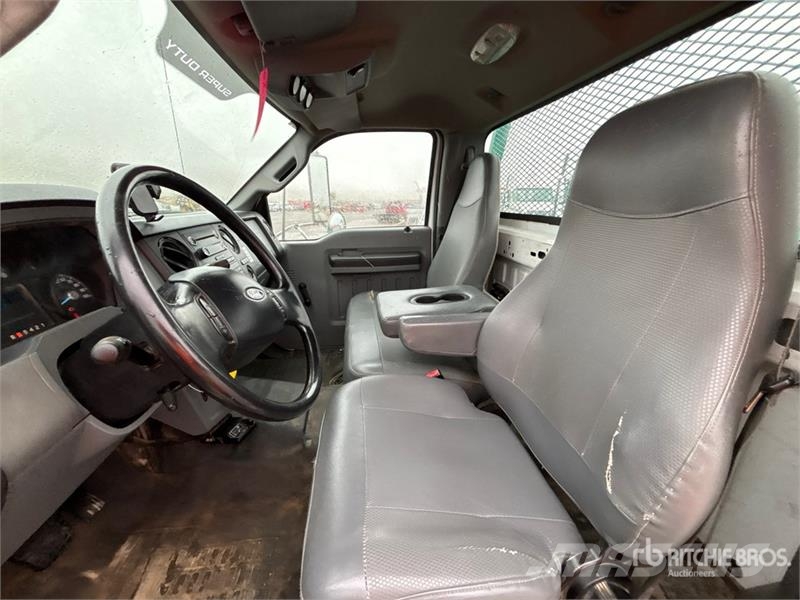 Ford F 750 XL 4x2 Flatbed Truck Pritschenwagen/Pritschenwagen mit Seitenklappe