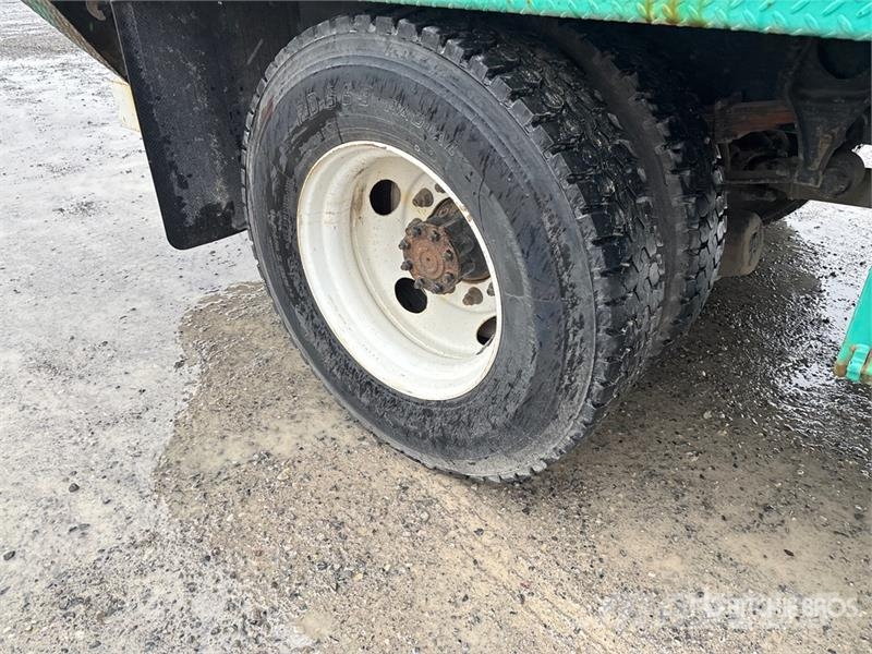 Ford F 750 XL 4x2 Flatbed Truck Pritschenwagen/Pritschenwagen mit Seitenklappe