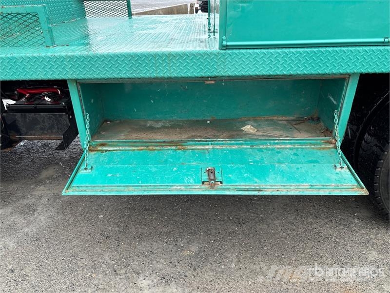 Ford F 750 XL 4x2 Flatbed Truck Pritschenwagen/Pritschenwagen mit Seitenklappe