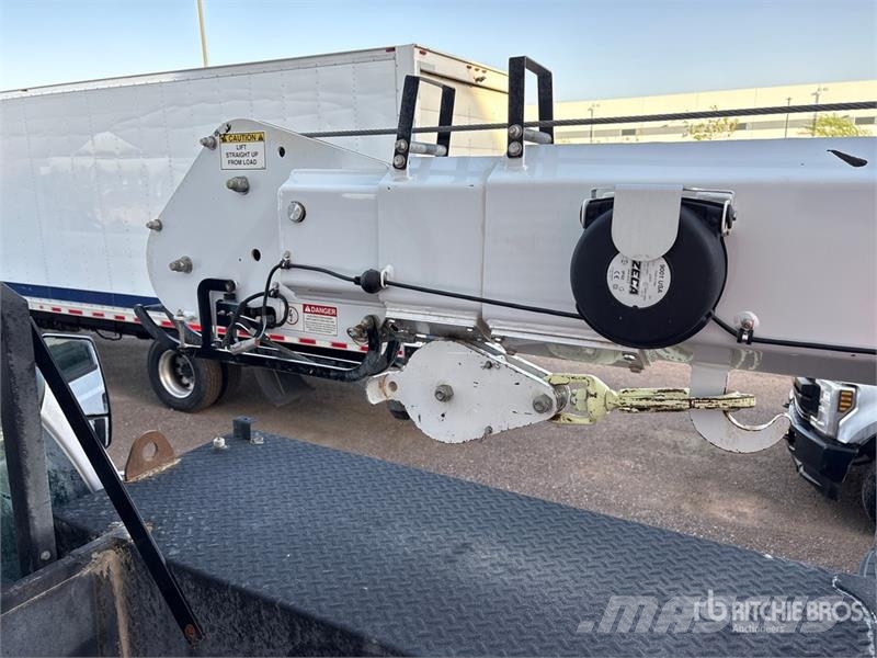 Ford F-750 XL 4x2 Service Truck Veículos municipais / de uso geral