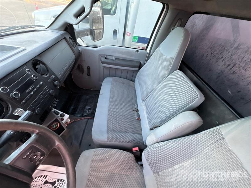 Ford F-750 XL 4x2 Service Truck Veículos municipais / de uso geral