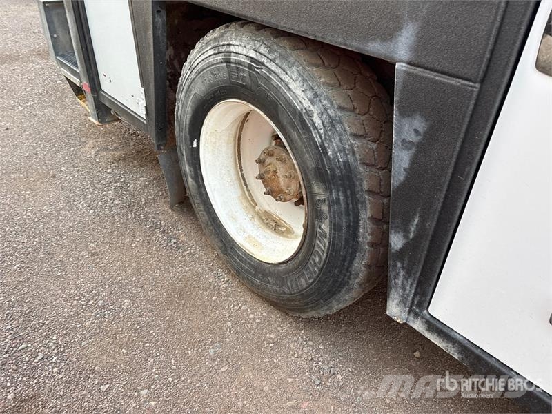 Ford F-750 XL 4x2 Service Truck Veículos municipais / de uso geral