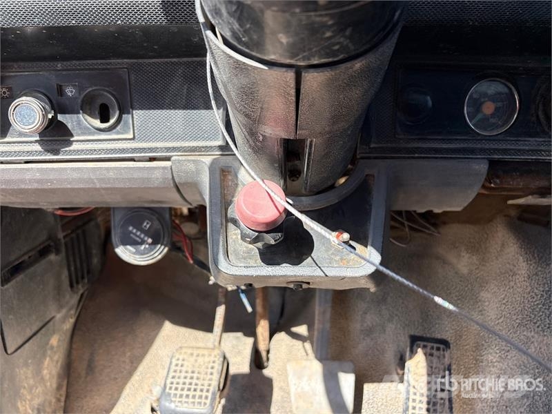 Ford F-800 2250 gal 4x2 Water Truck Cisterny na vodu