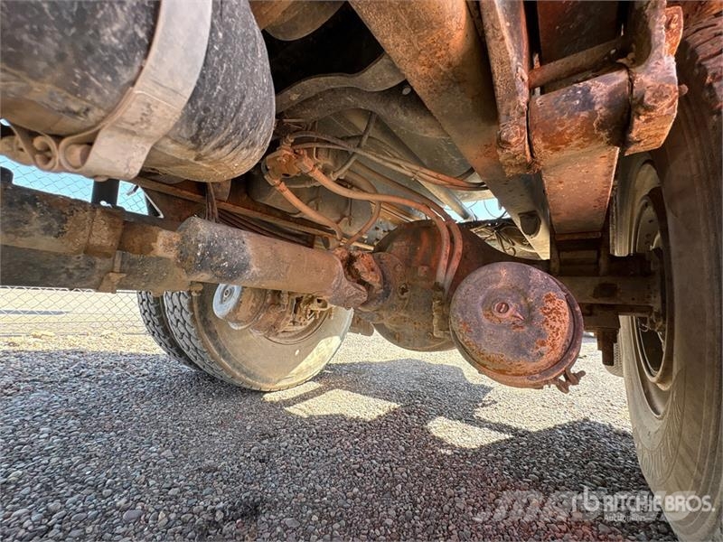 Ford F-800 2250 gal 4x2 Water Truck Cisterny na vodu