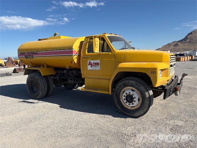 Ford F-800 4x2 Water Truck Water tankers