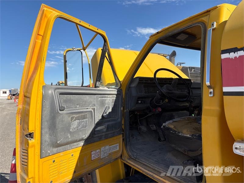 Ford F-800 4x2 Water Truck Water tankers