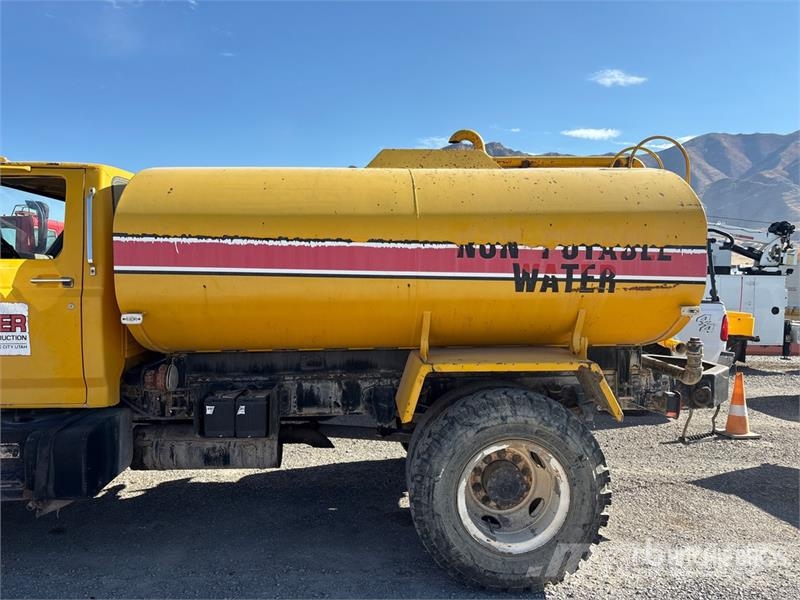 Ford F-800 4x2 Water Truck Water tankers