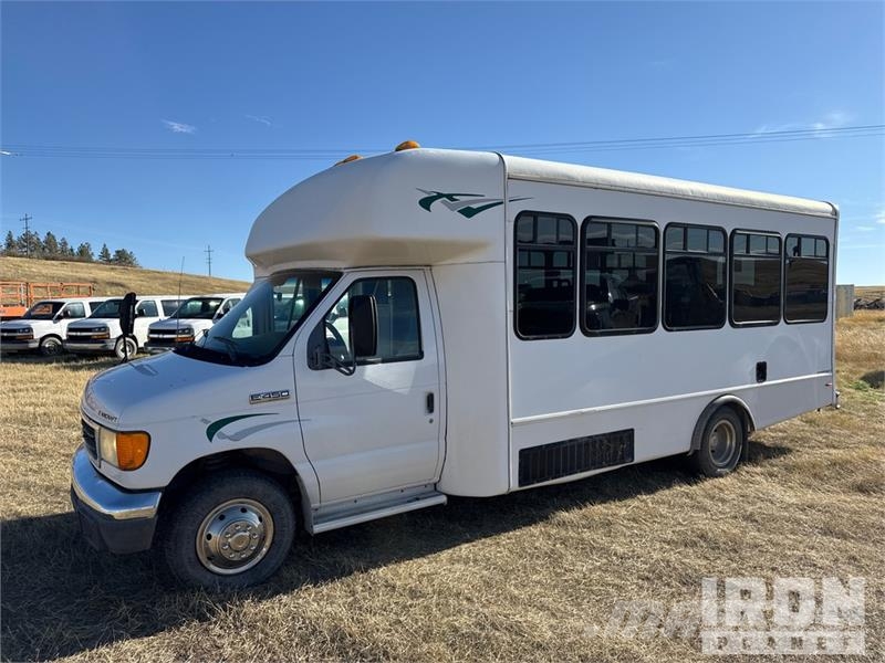 Ford F450 4x2 16-Seat Transit Bus Μίνι λεωφορεία