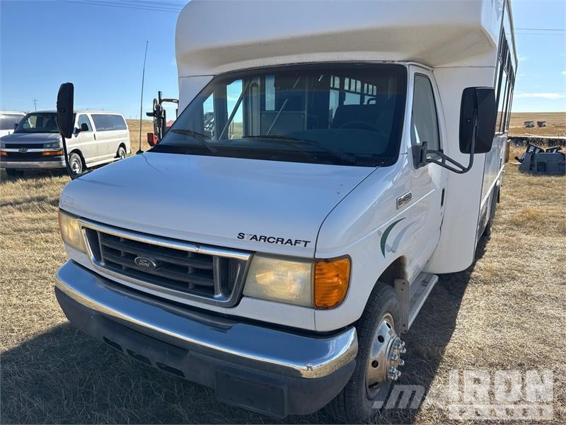 Ford F450 4x2 16-Seat Transit Bus Μίνι λεωφορεία