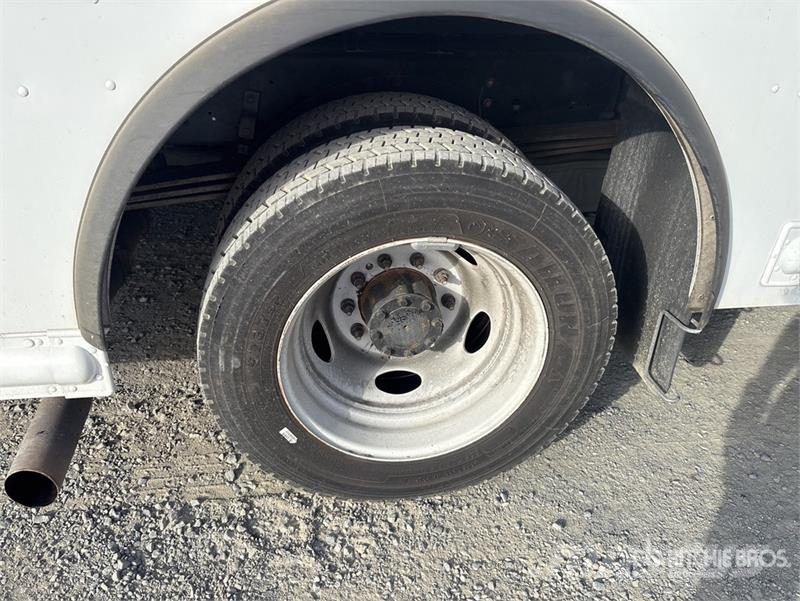 Ford F59 4x2 Step Van Varebiler