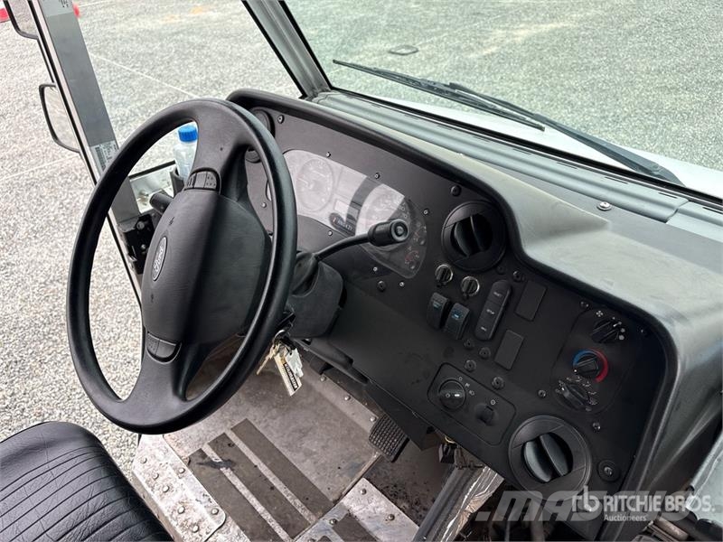Ford F59 4x2 Step Van Varebiler