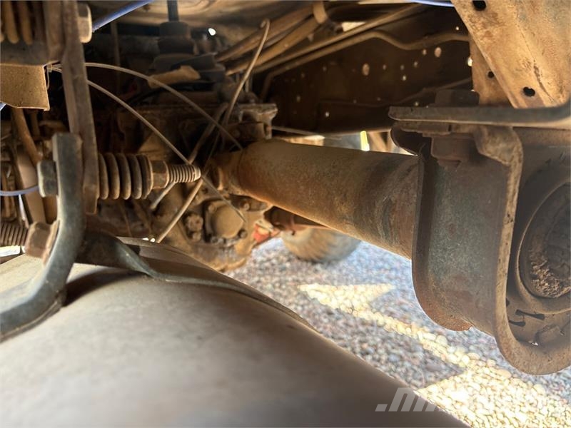 Ford F600 4x2 S/A Dump Truck (Inoperable) Kipper