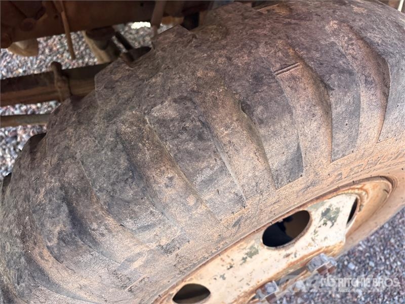 Ford F600 4x2 S/A Dump Truck (Inoperable) Kipper