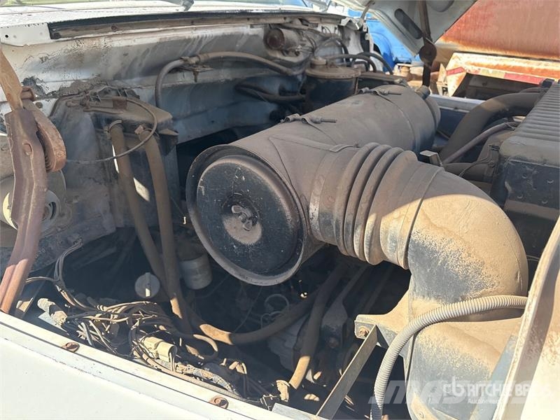 Ford F600 4x2 S/A Dump Truck (Inoperable) Kipper