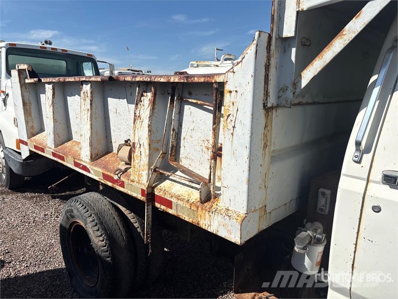 Ford F600 4x2 S/A Dump Truck (Inoperable) Kipper