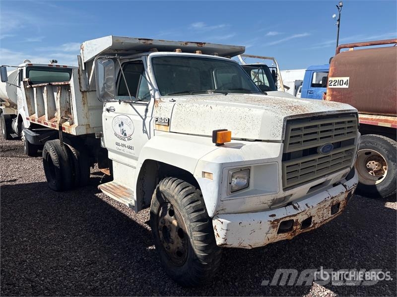 Ford F600 4x2 S/A Dump Truck (Inoperable) Kipper